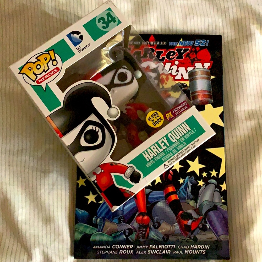 Harley Quinn Funko Pop + Harley Quinn Volume 1